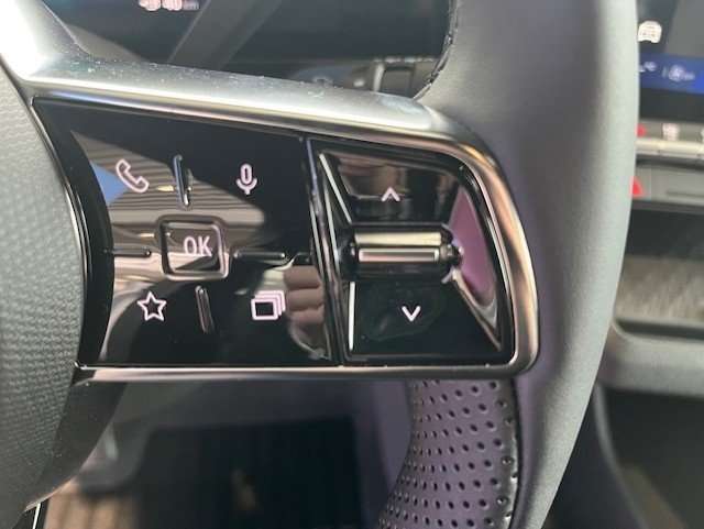 Fahrzeugbild eines Renault Scenic E-TECH