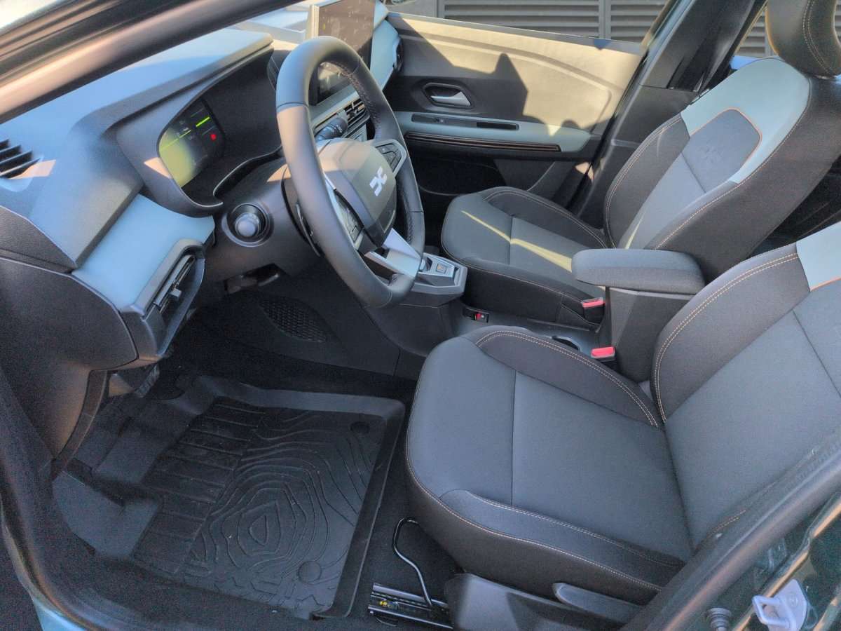 Fahrzeugbild eines Dacia Sandero