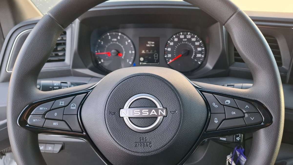 Fahrzeugbild eines Nissan Interstar