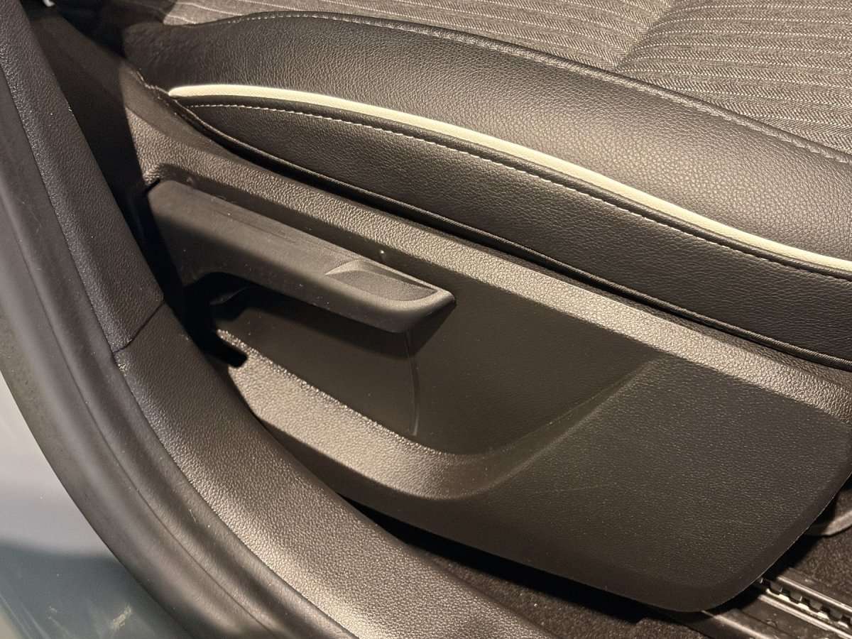 Fahrzeugbild eines Renault Clio