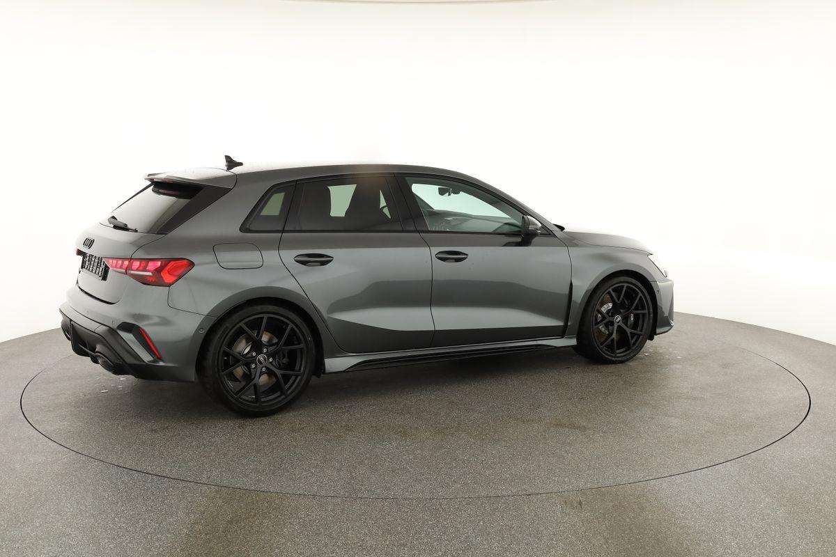 Fahrzeugbild eines Audi RS3
