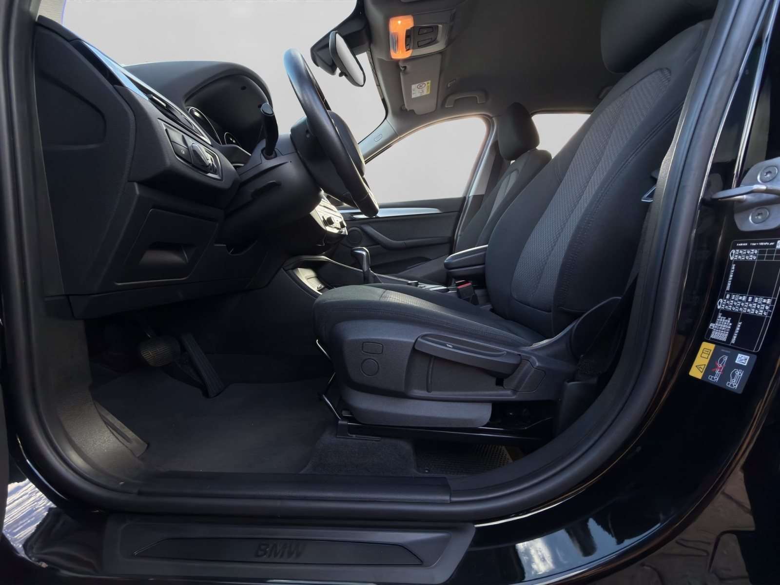 Fahrzeugbild eines BMW X1
