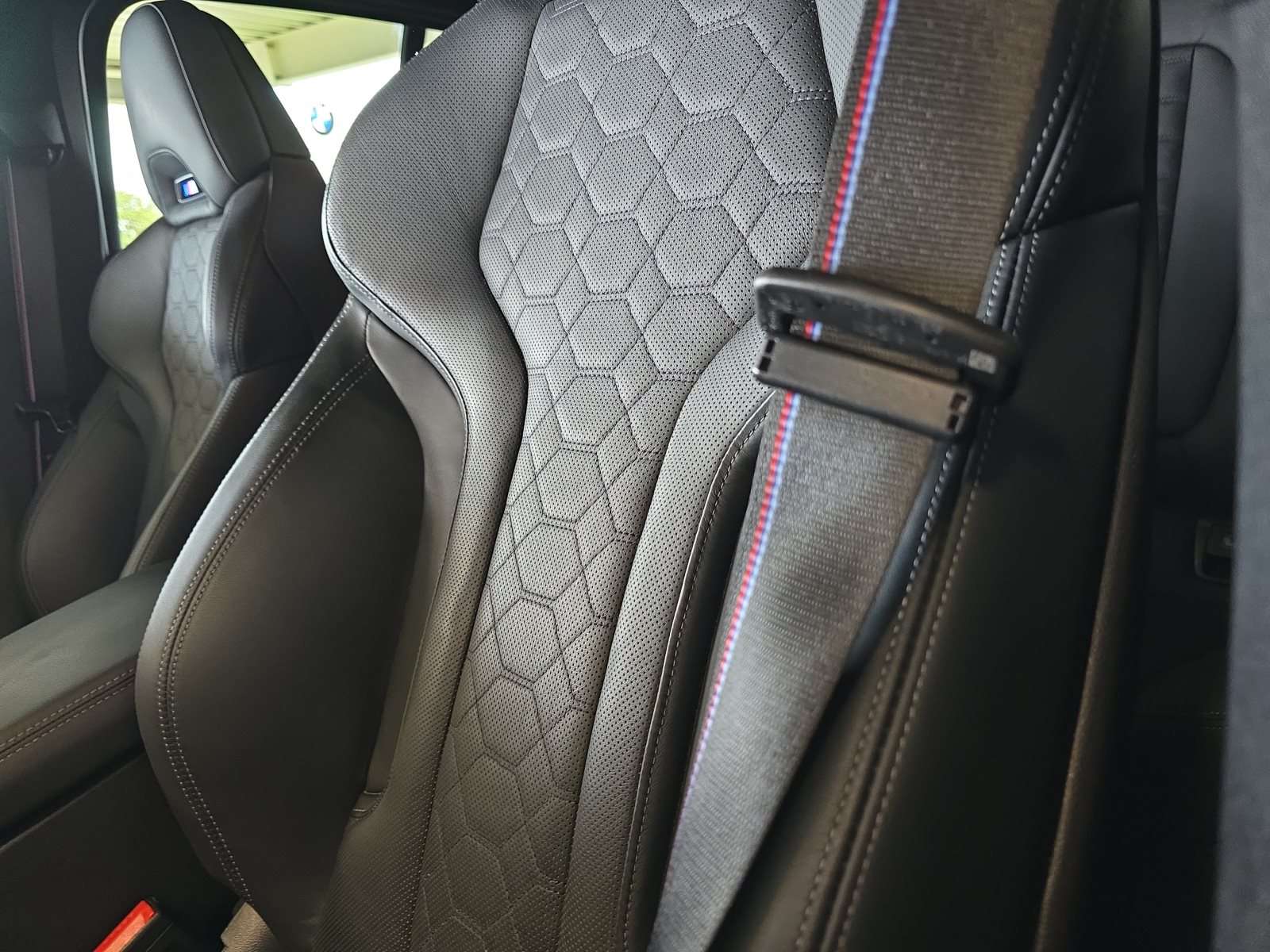 Fahrzeugbild eines BMW X4