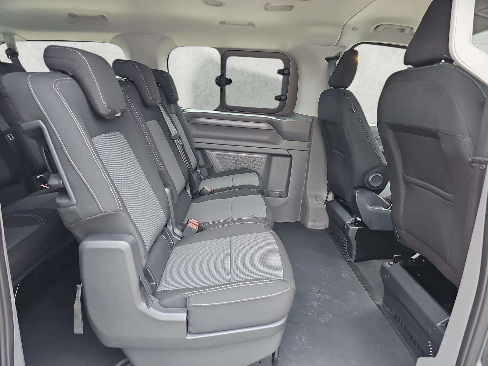 Fahrzeugbild eines Volkswagen Caravelle