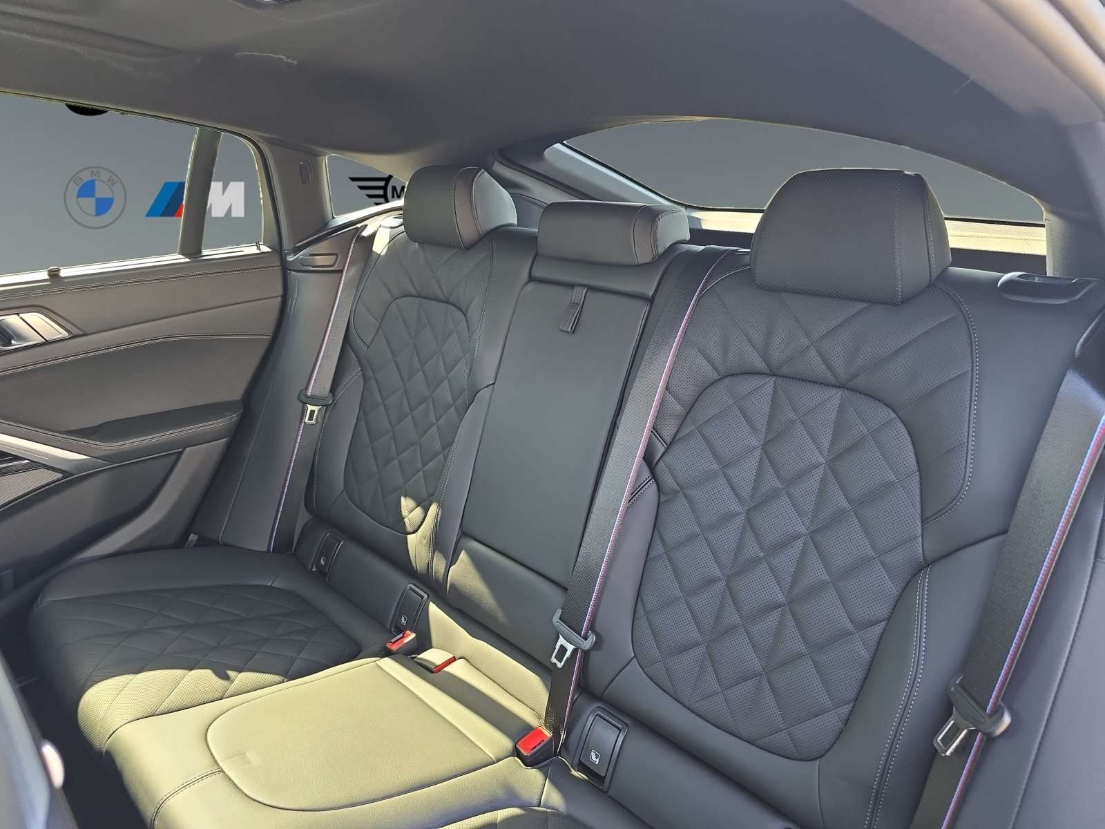 Fahrzeugbild eines BMW X6