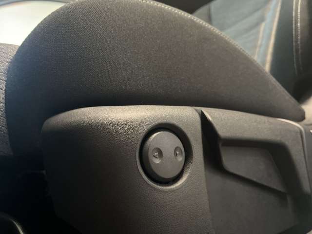 Fahrzeugbild eines Nissan X-TRAIL