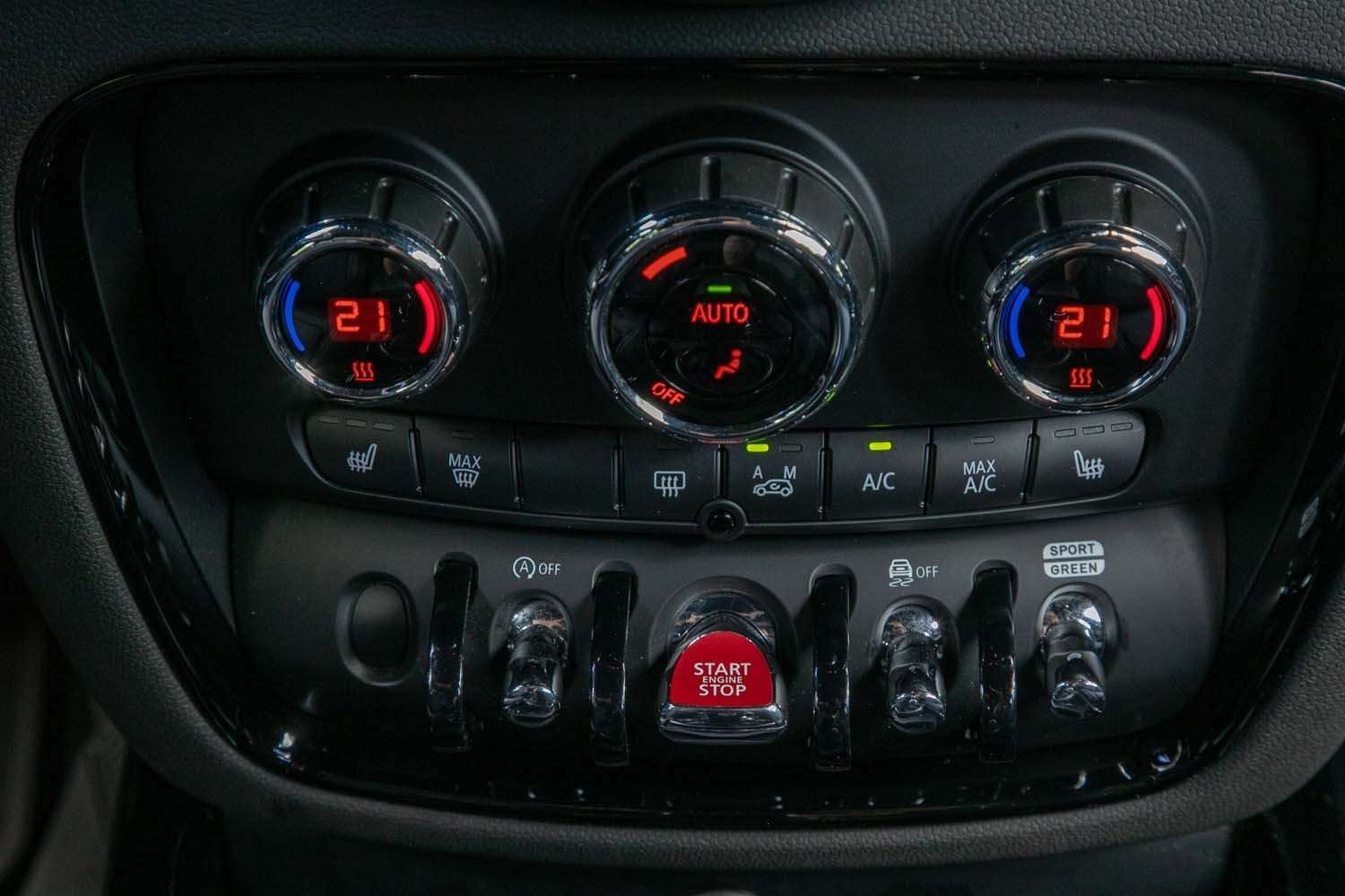 Fahrzeugbild eines MINI COOPER
