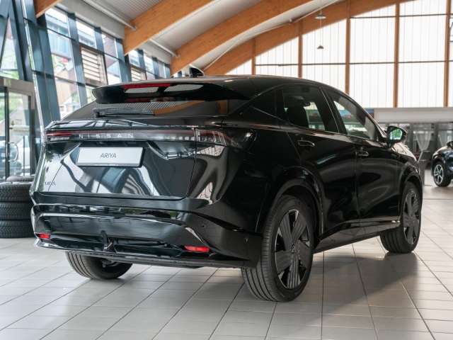 Fahrzeugbild eines Nissan Ariya