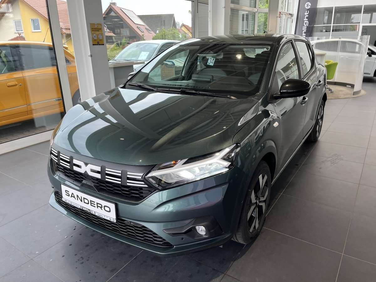 Fahrzeugbild eines Dacia Sandero