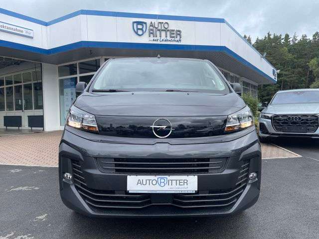 Fahrzeugbild eines Opel Vivaro