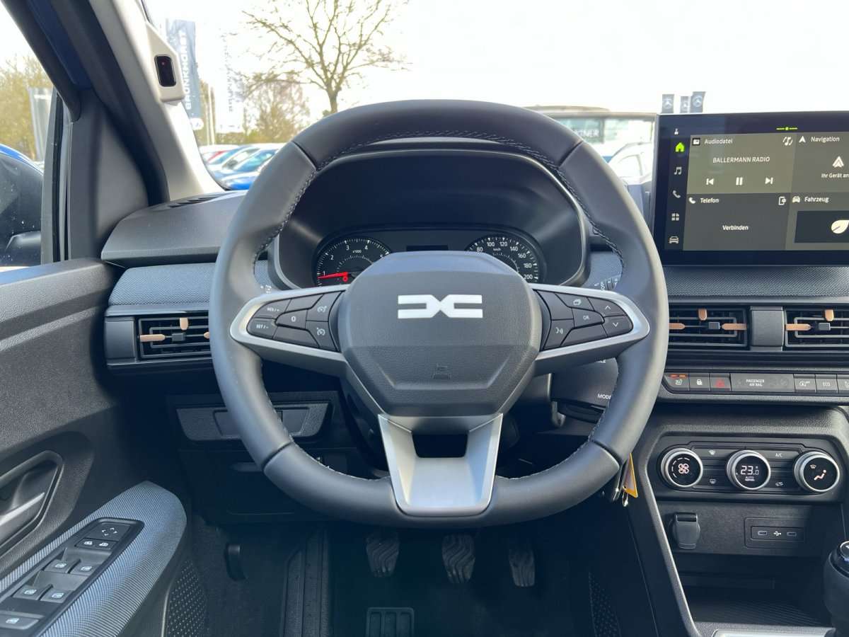 Fahrzeugbild eines Dacia Sandero