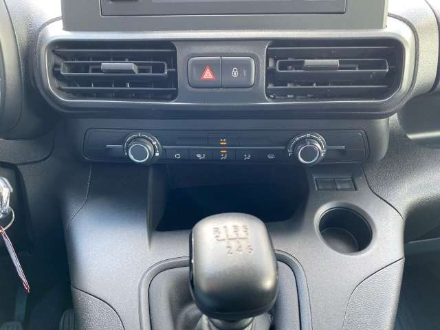 Fahrzeugbild eines Toyota Proace City
