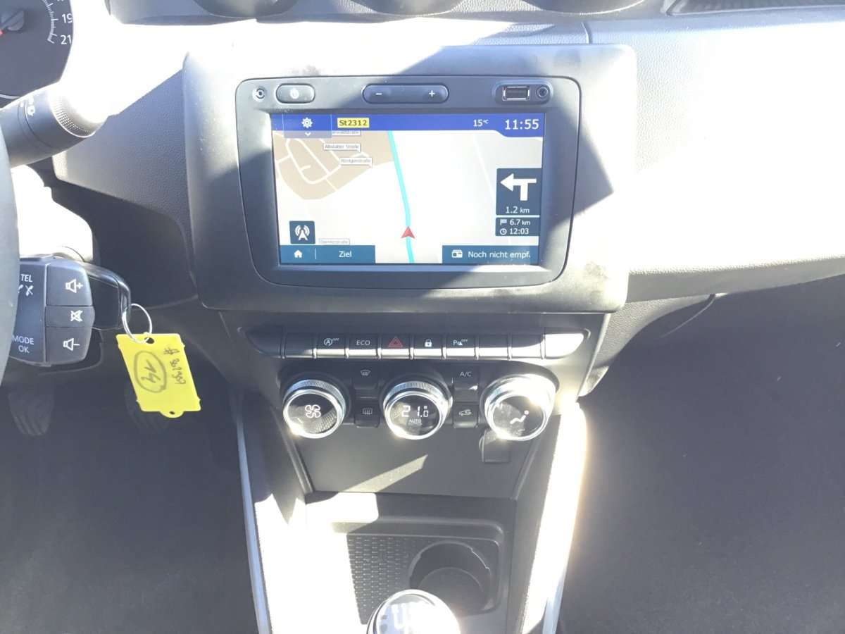 Fahrzeugbild eines Dacia Duster