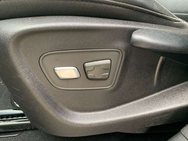 Fahrzeugbild eines Renault Grand Scénic