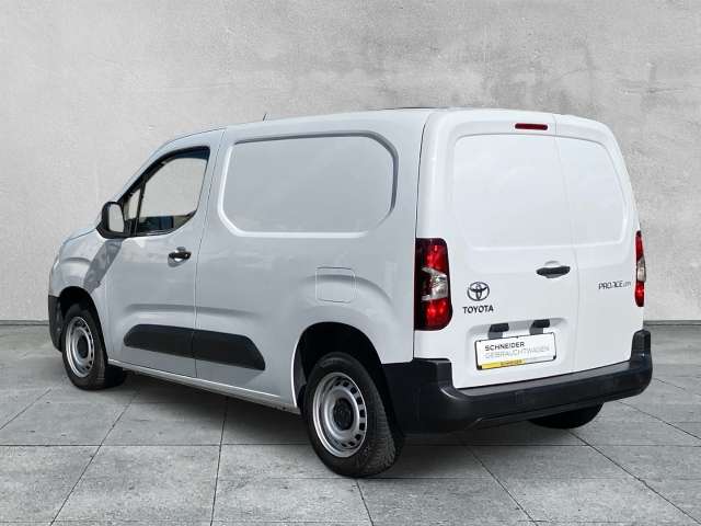 Fahrzeugbild eines Toyota Proace City