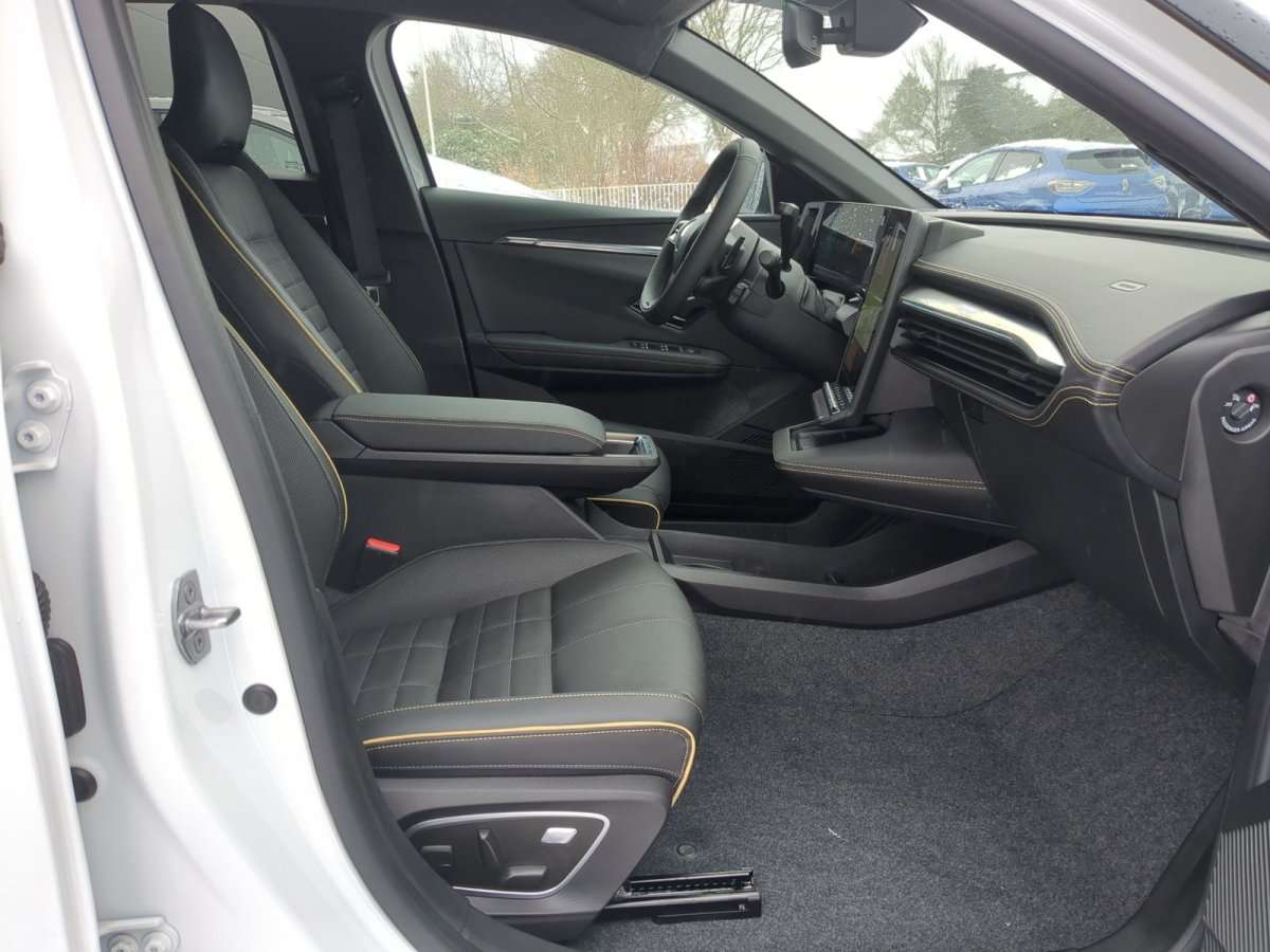 Fahrzeugbild eines Renault Megane E-TECH