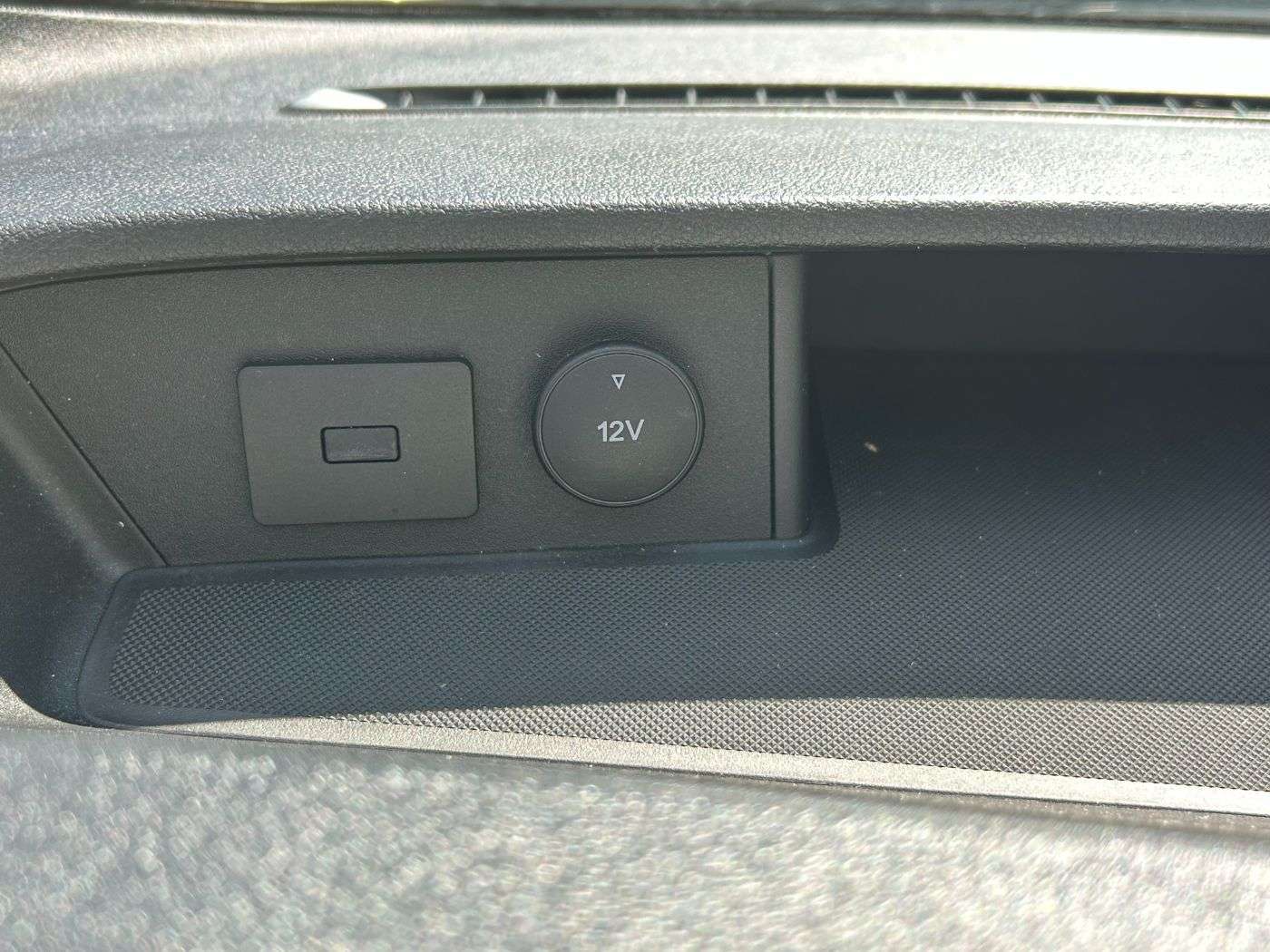 Fahrzeugbild eines Ford Transit Custom