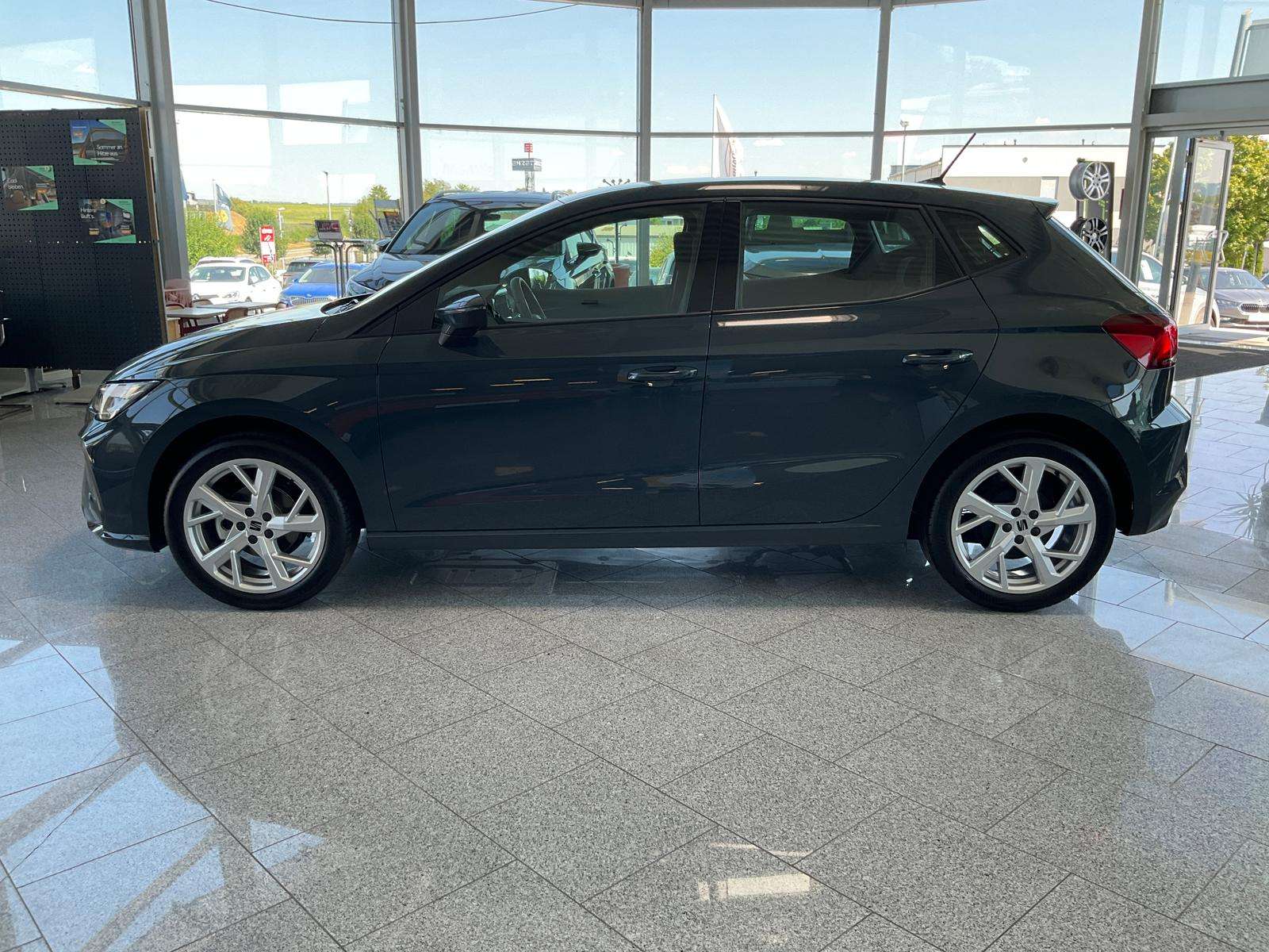 Fahrzeugbild eines SEAT Ibiza
