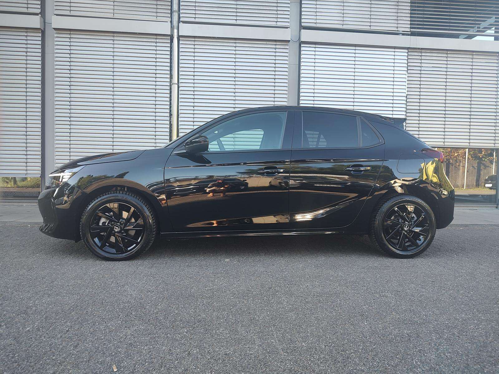 Fahrzeugbild eines Opel Corsa