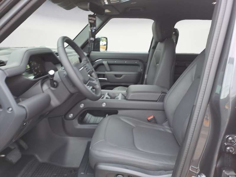 Fahrzeugbild eines Land Rover Defender