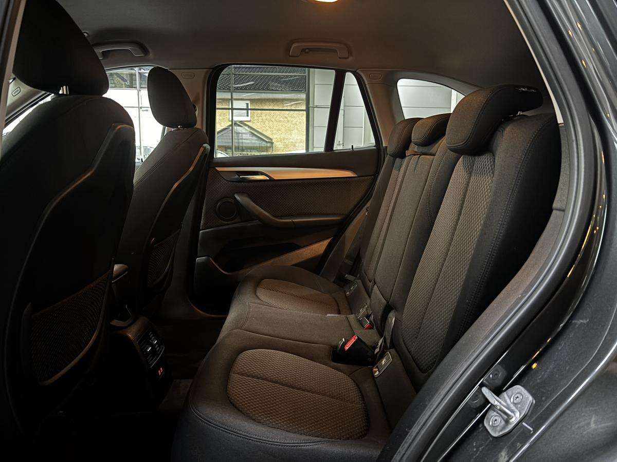 Fahrzeugbild eines BMW X1