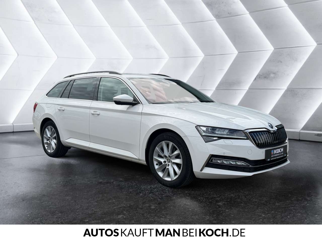Fahrzeugbild eines Skoda Superb