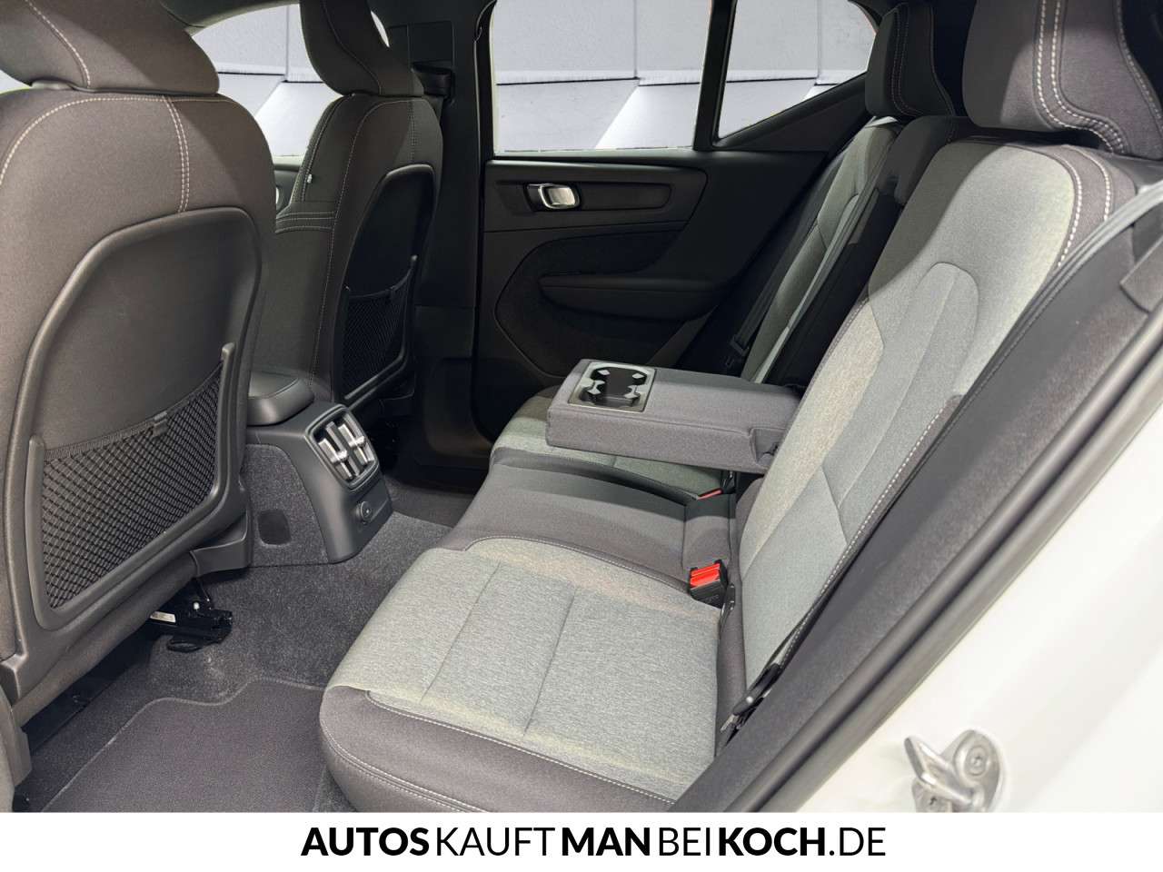 Fahrzeugbild eines Volvo XC40