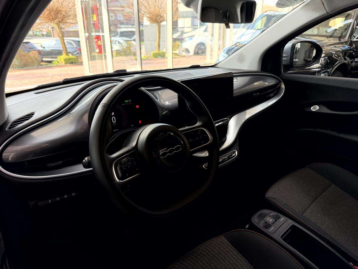 Fahrzeugbild eines Fiat 500