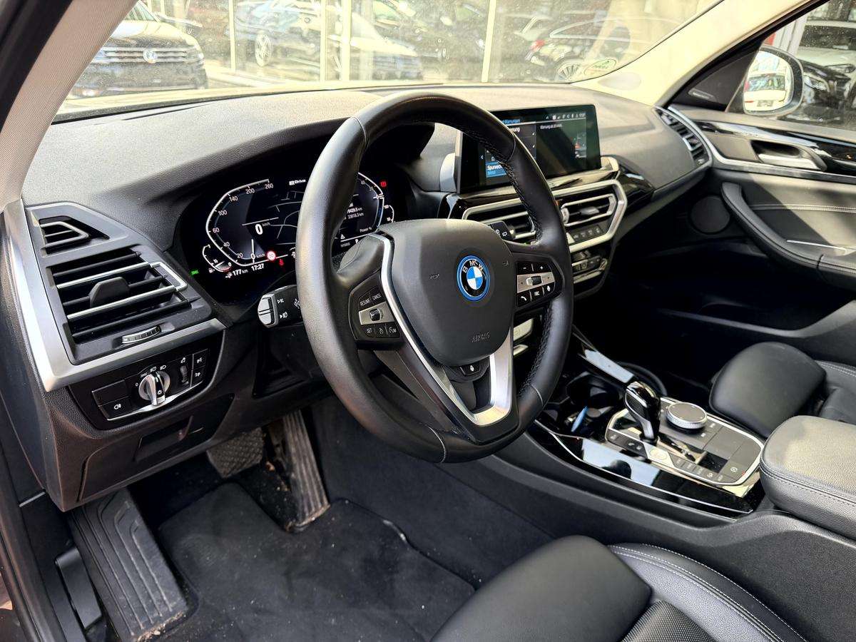 Fahrzeugbild eines BMW X3