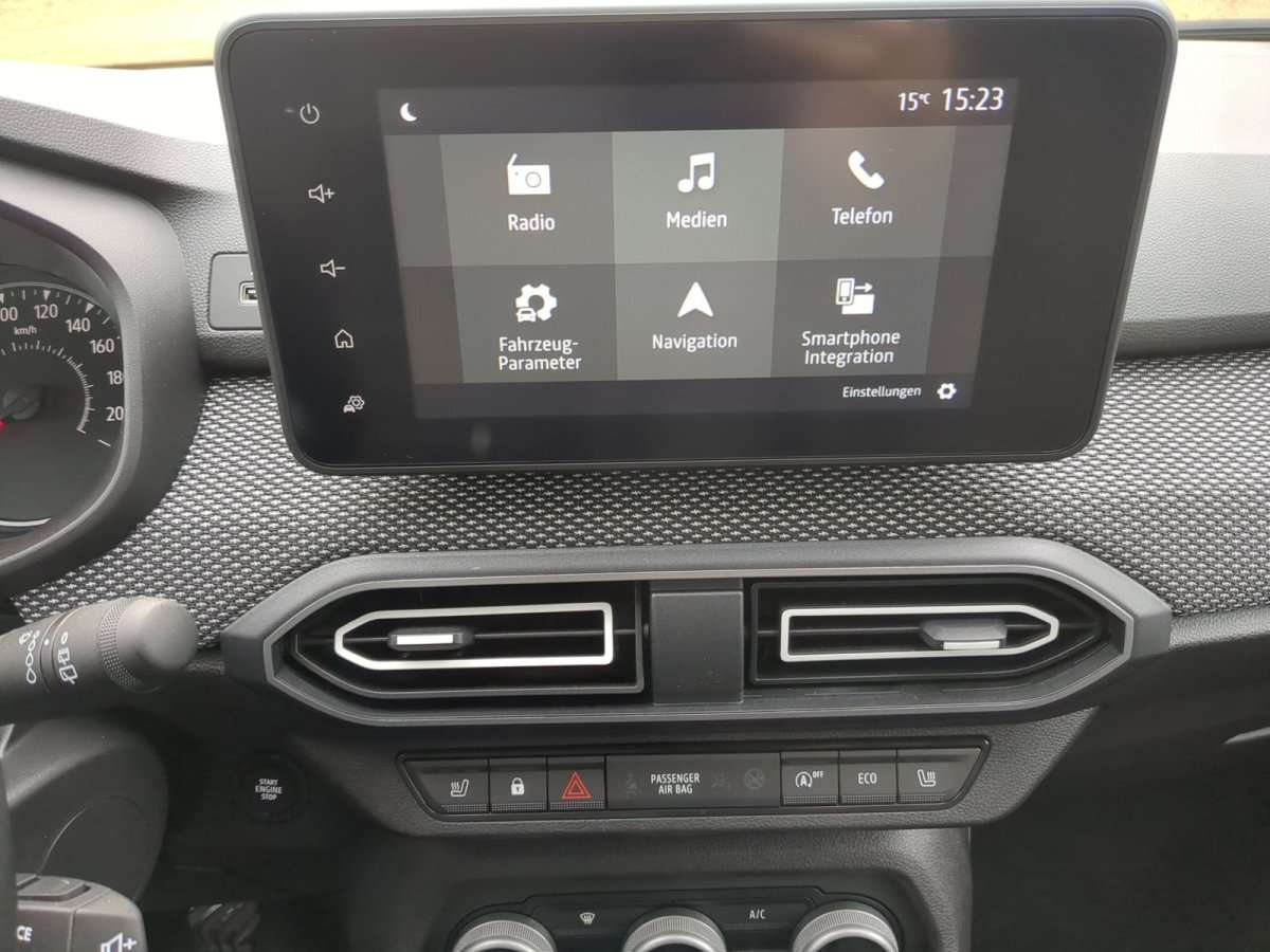 Fahrzeugbild eines Dacia Sandero