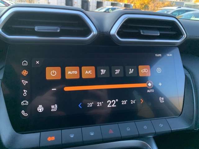 Fahrzeugbild eines MG ZS