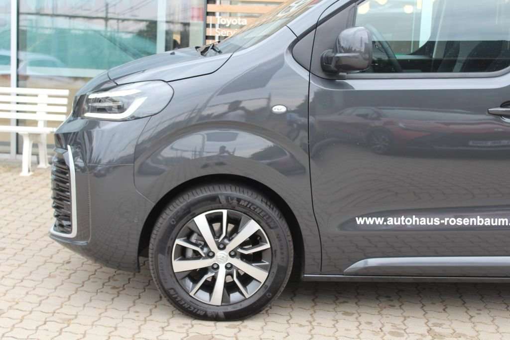 Fahrzeugbild eines Toyota Proace