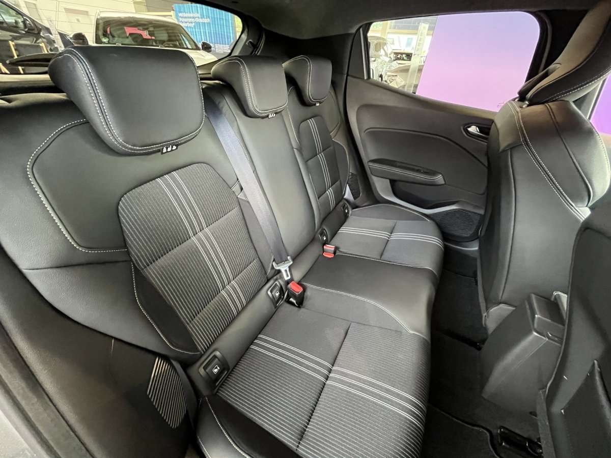 Fahrzeugbild eines Renault Clio