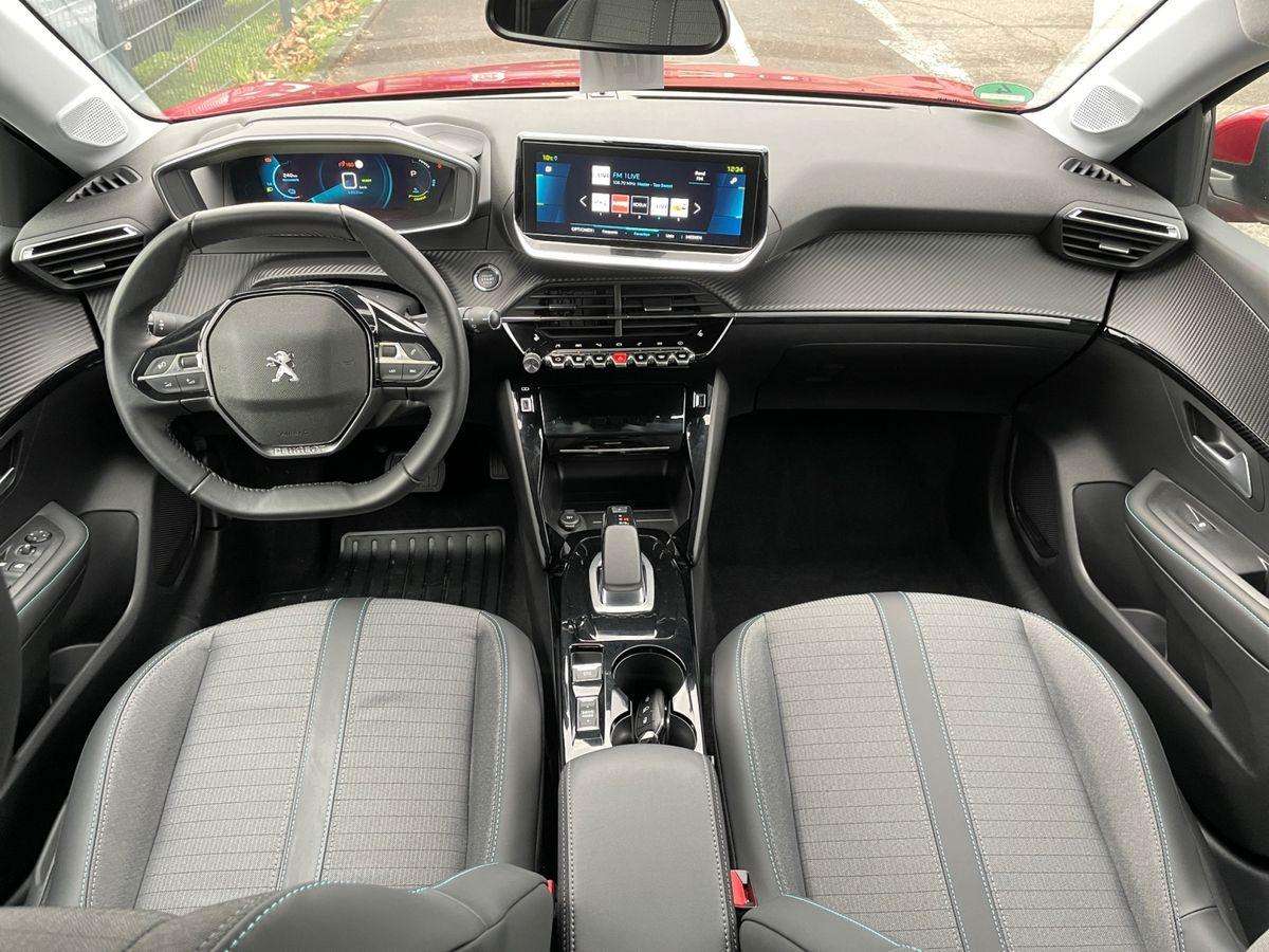 Fahrzeugbild eines Peugeot e-208