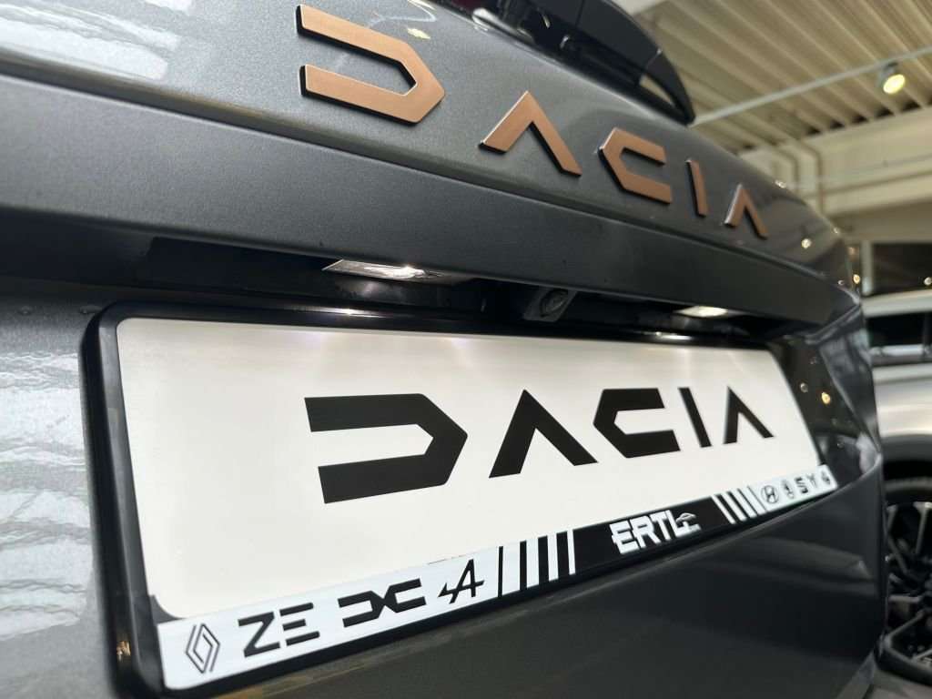 Fahrzeugbild eines Dacia Duster