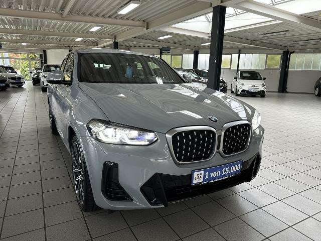 Fahrzeugbild eines BMW X4