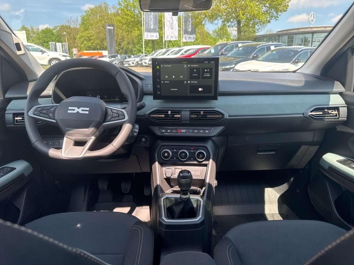 Fahrzeugbild eines Dacia Sandero