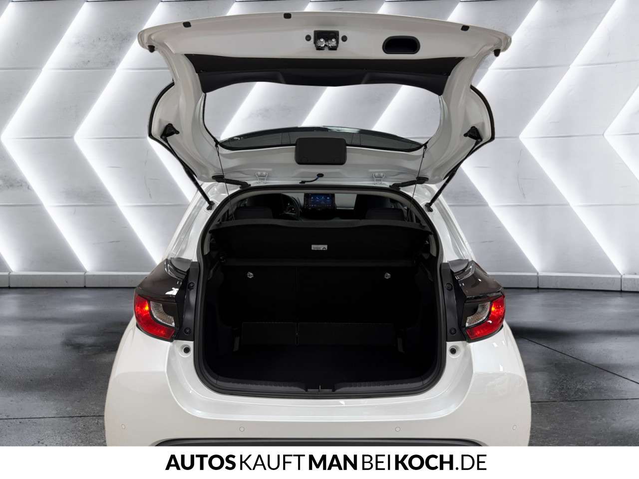 Fahrzeugbild eines Mazda Mazda2 Hybrid