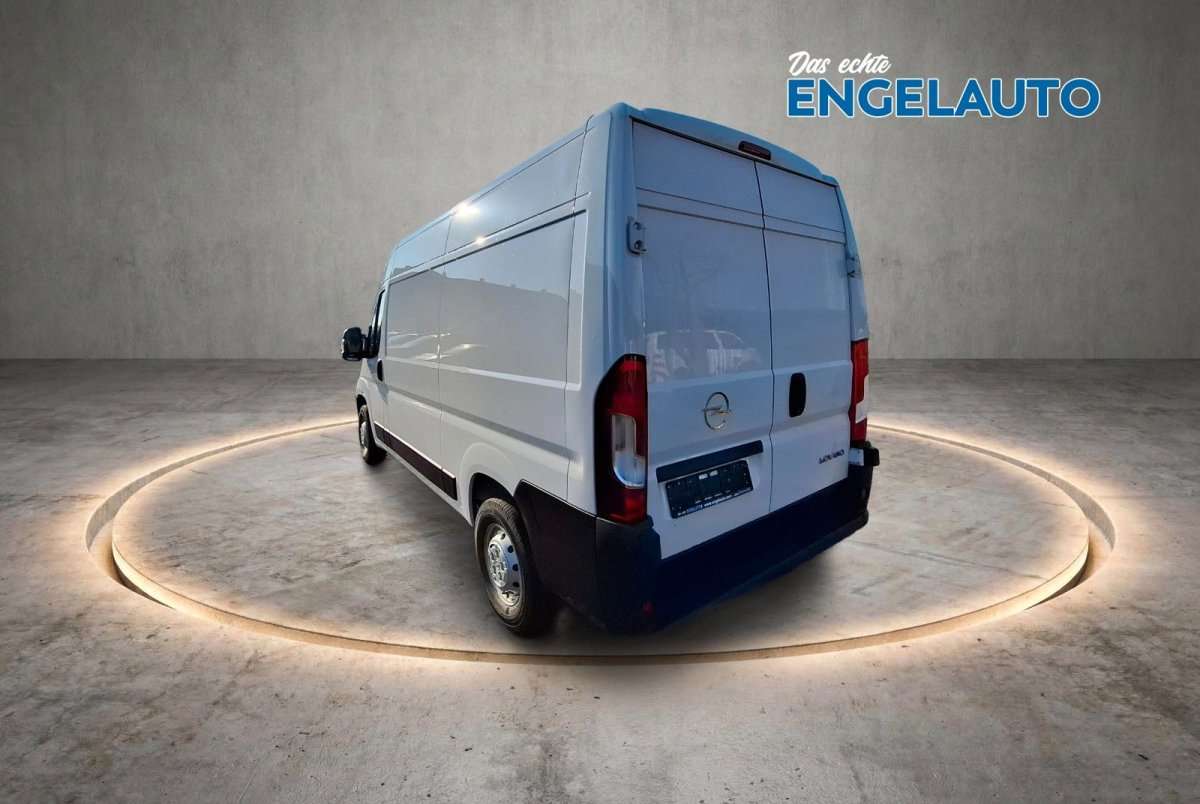 Fahrzeugbild eines Opel Movano