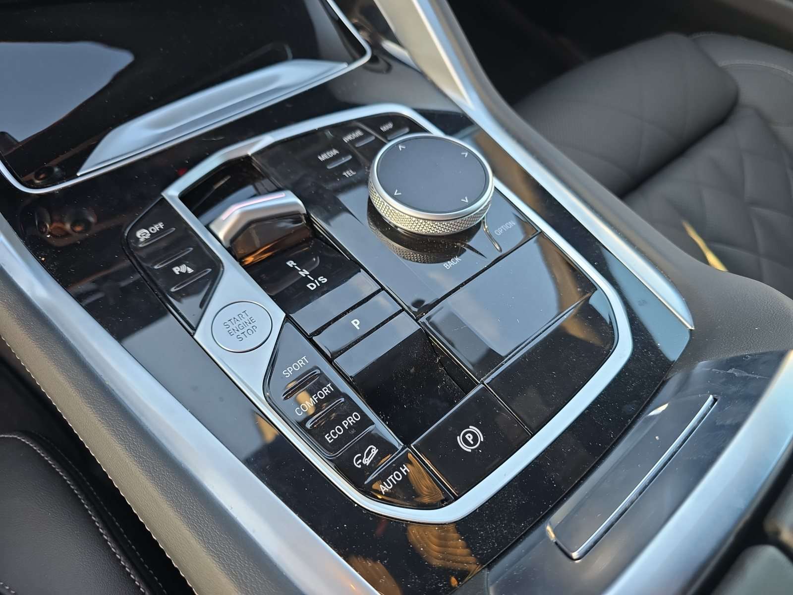 Fahrzeugbild eines BMW X6