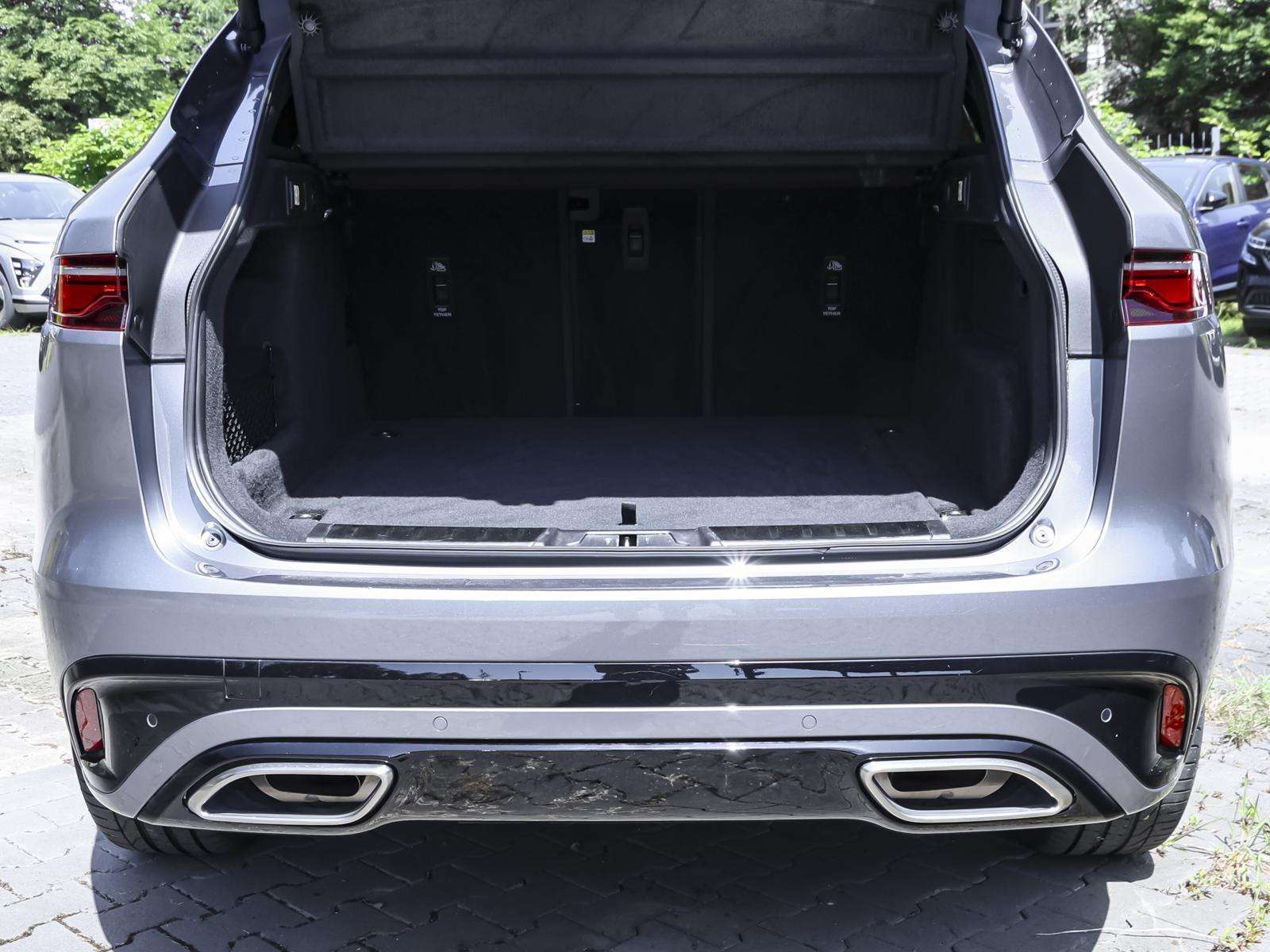 Fahrzeugbild eines Jaguar F-PACE