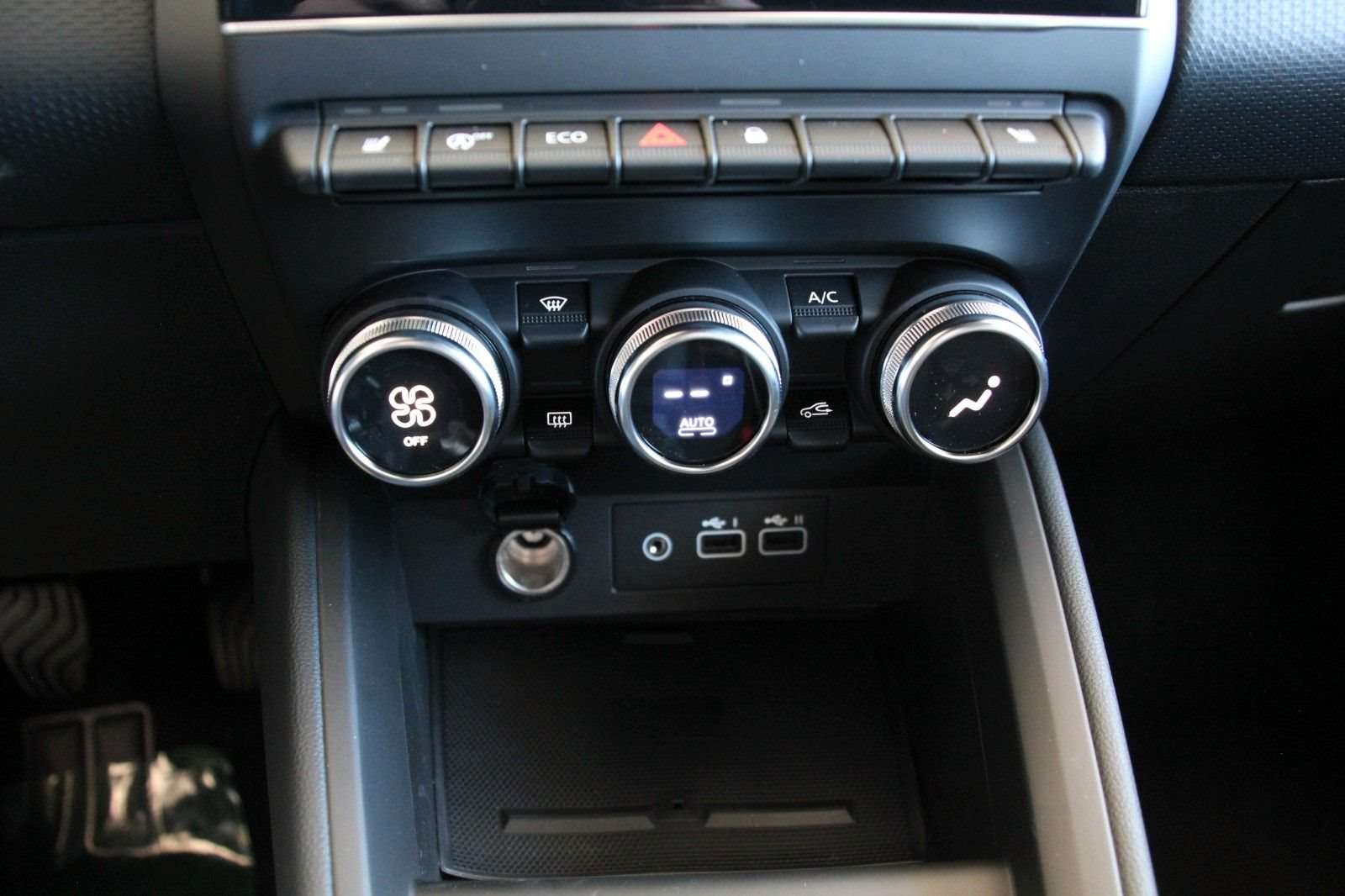 Fahrzeugbild eines Mitsubishi Colt