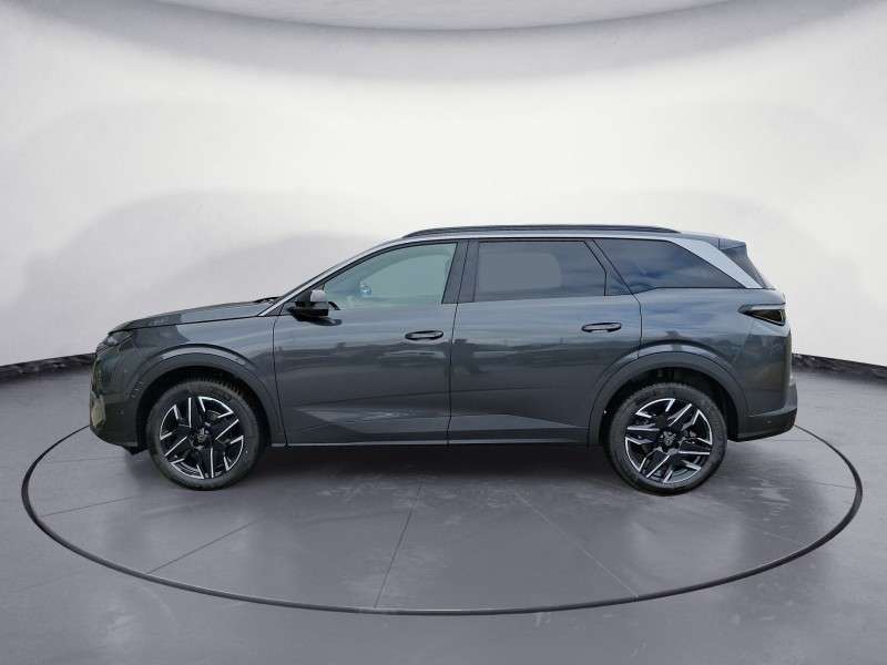 Fahrzeugbild eines Peugeot 5008