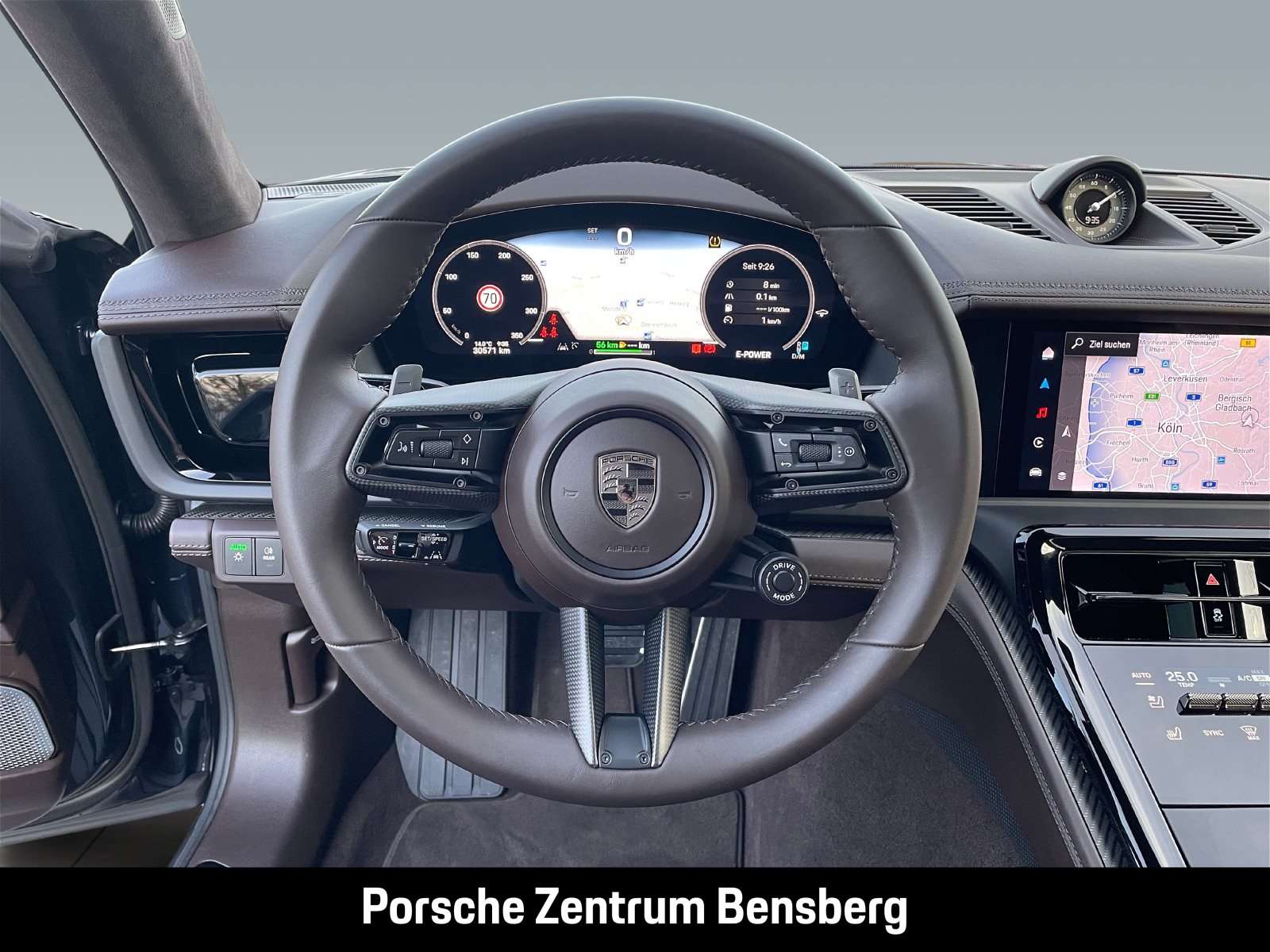 Fahrzeugbild eines Porsche Panamera