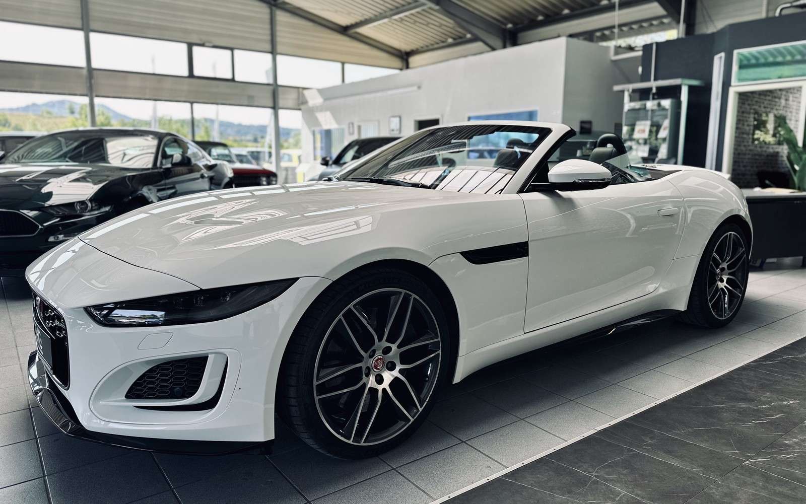 Fahrzeugbild eines Jaguar F-Type