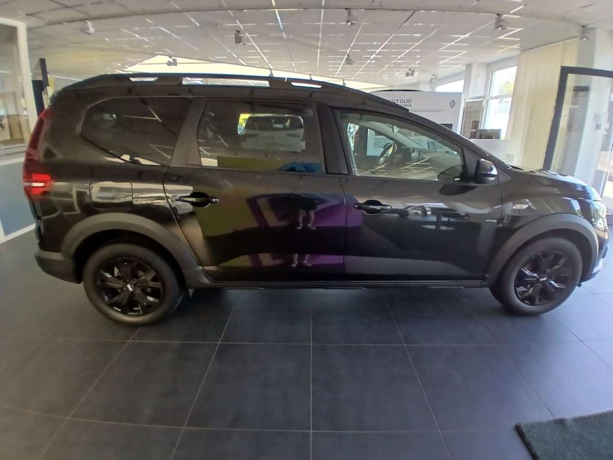 Fahrzeugbild eines Dacia Jogger