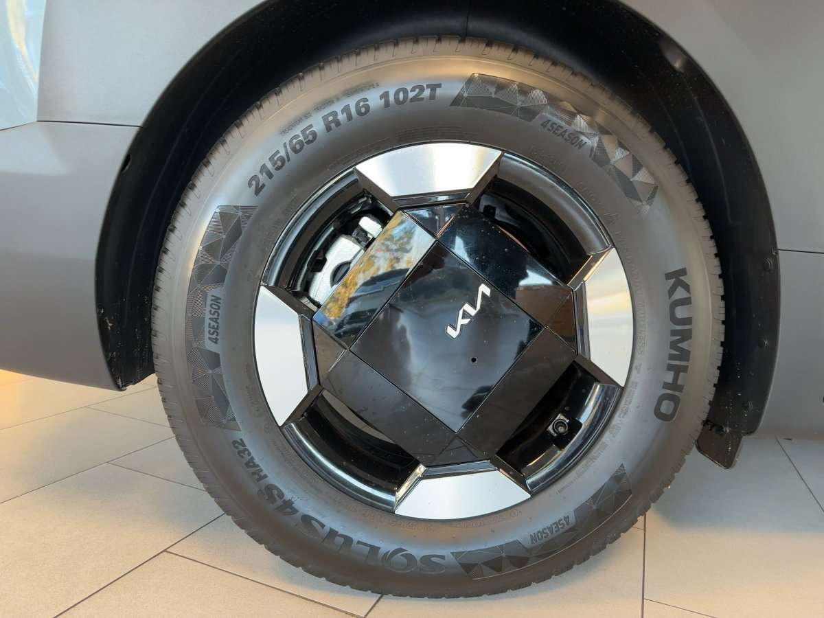 Fahrzeugbild eines Kia PV5 Passenger