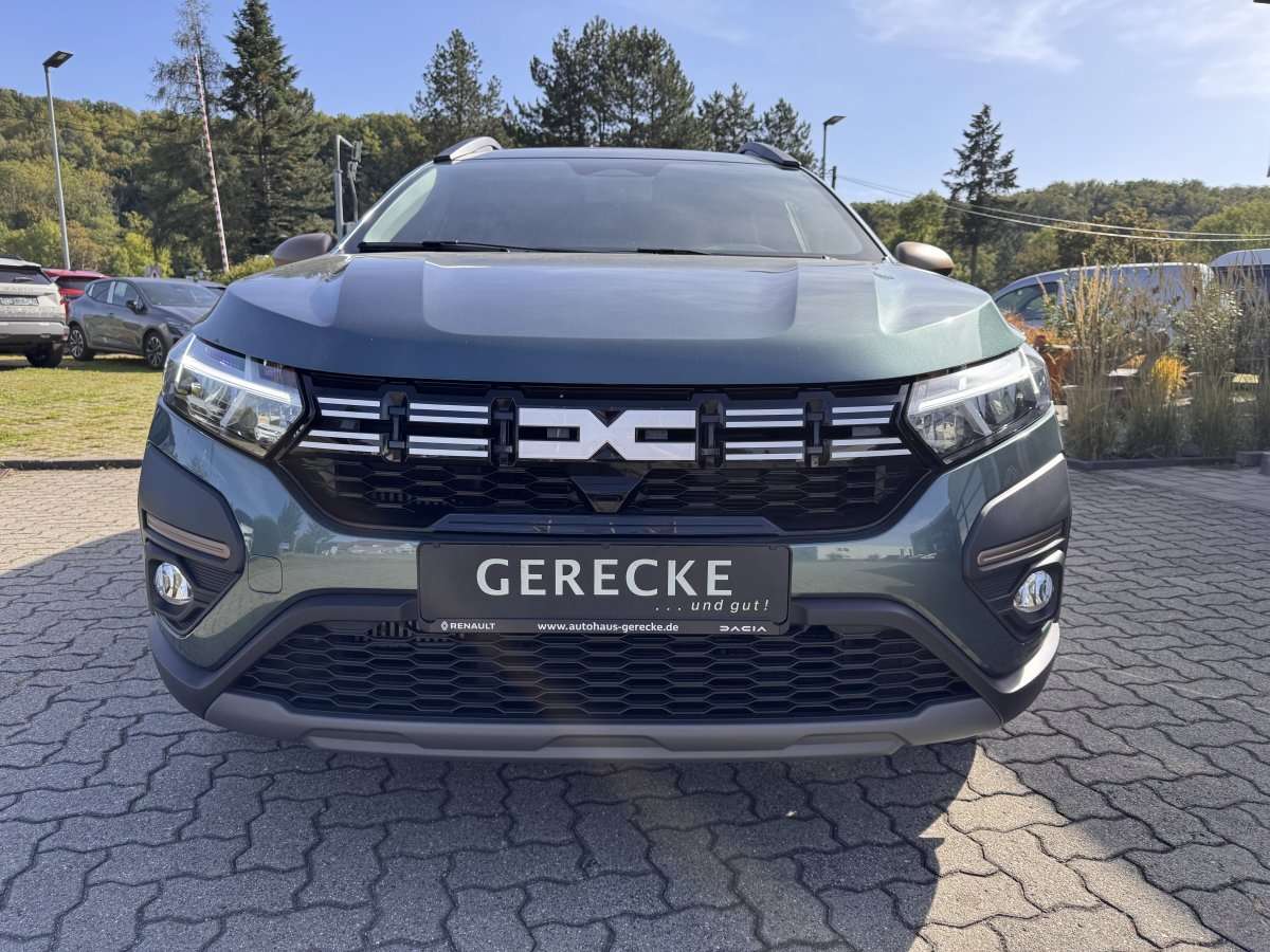 Fahrzeugbild eines Dacia Jogger