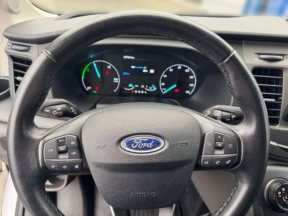 Fahrzeugbild eines Ford Transit
