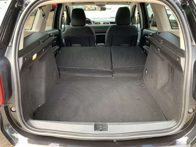 Fahrzeugbild eines Dacia Duster